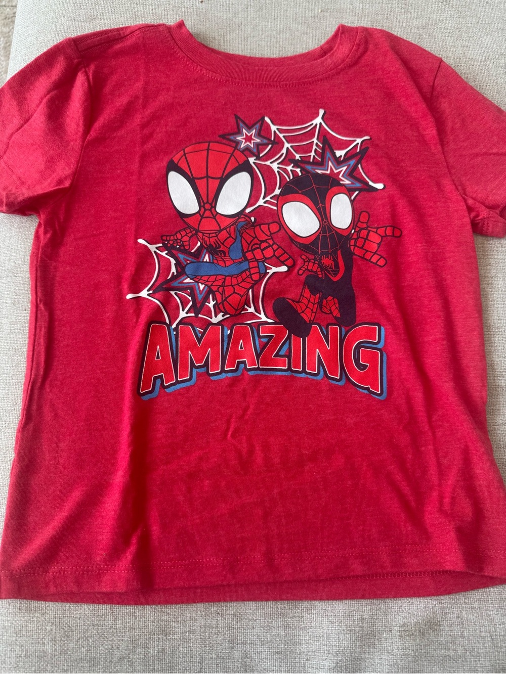 Marvel Red Spider-Man 'Amazing' Graphic Tee